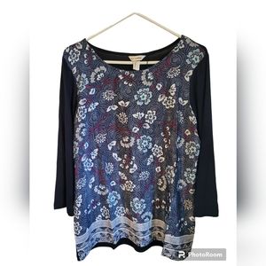 🆕️🍀NWT Lu by Lolita Blue Flowered Print Top